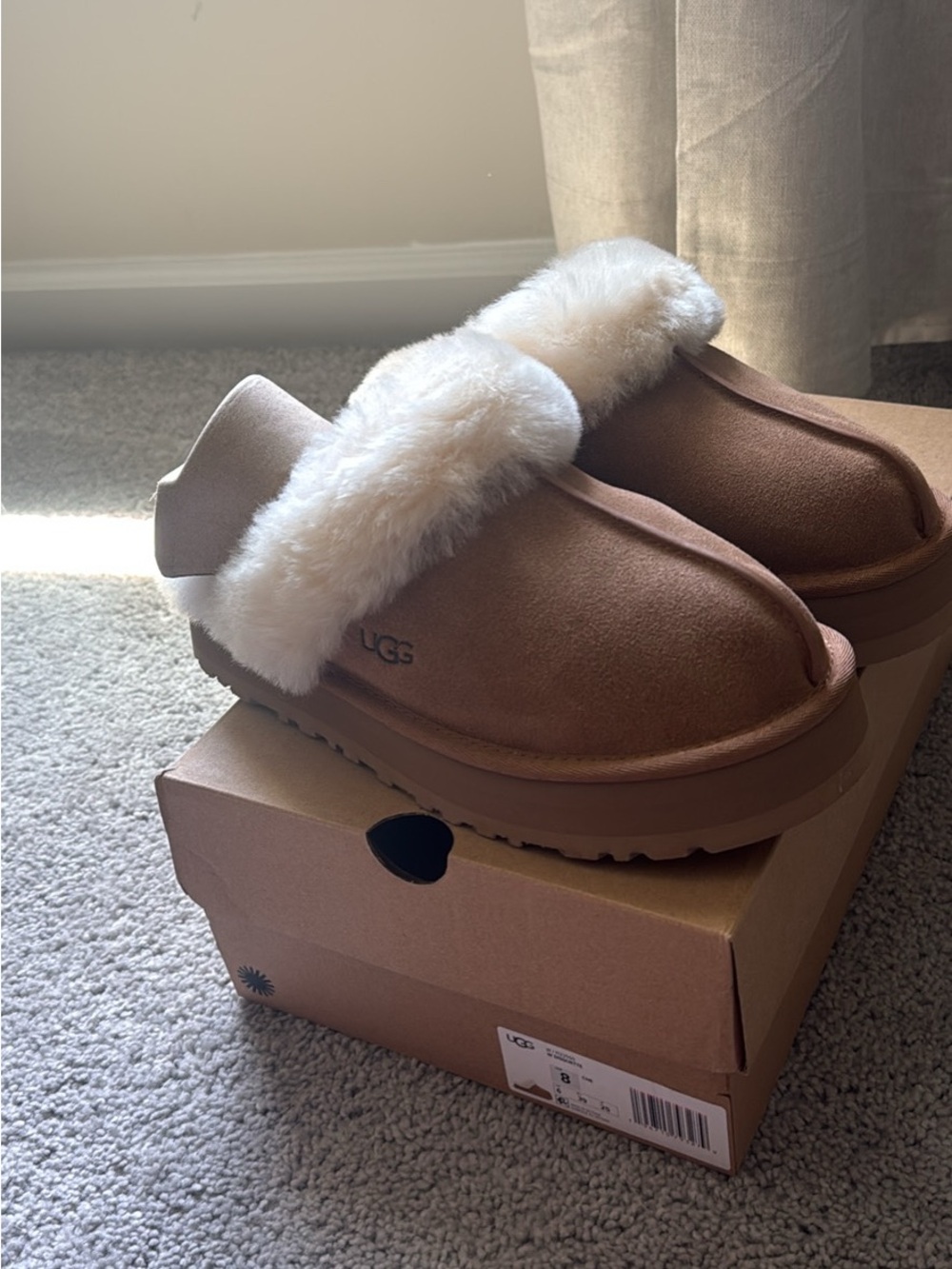 UGG Chestnut Slipper with Cream Shearling Cuff